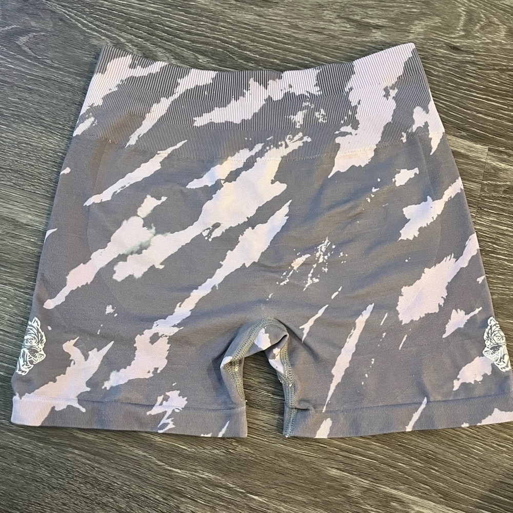Darc Sport Everson Seamless Shorts in Orchid Native Camo